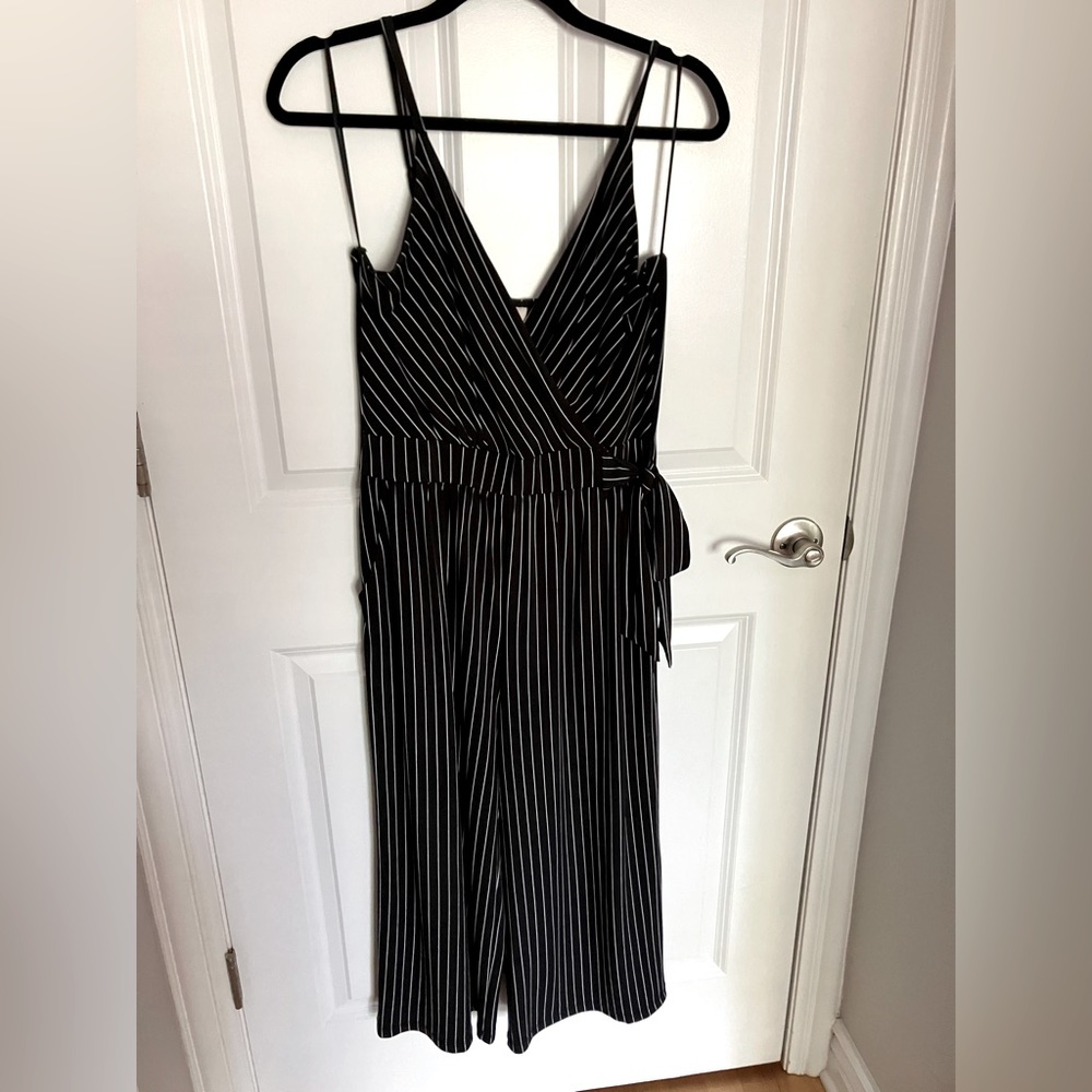 Wide legged jumpsuit